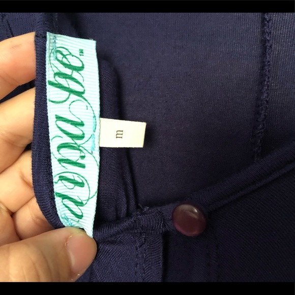 NWOT Francesca’s Top - Picture 3 of 4